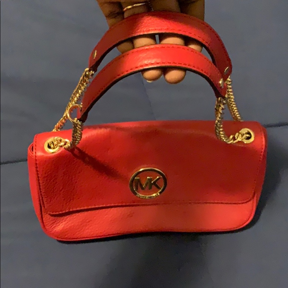 Red-Kiss Michael Kors Handbag - Picture 2 of 7